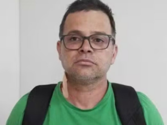 Silvinei Vasques após ser apreendido.