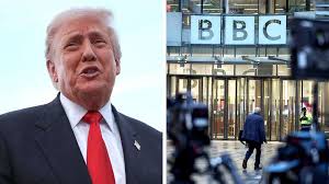 Donald Trump e logotipo da BBC em imagem que representa disputa judicial entre as partes